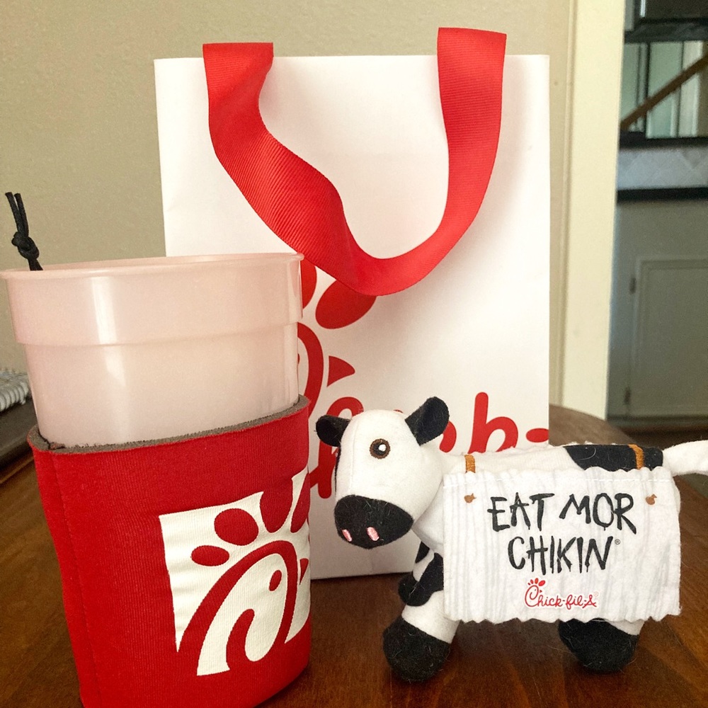 Chickfila Bundle! Plush Toy & Cup